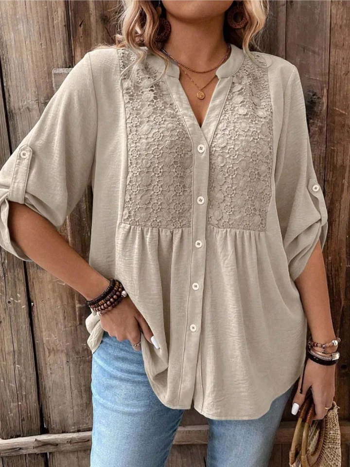 Manon – Blouse with V-neck and Buttons