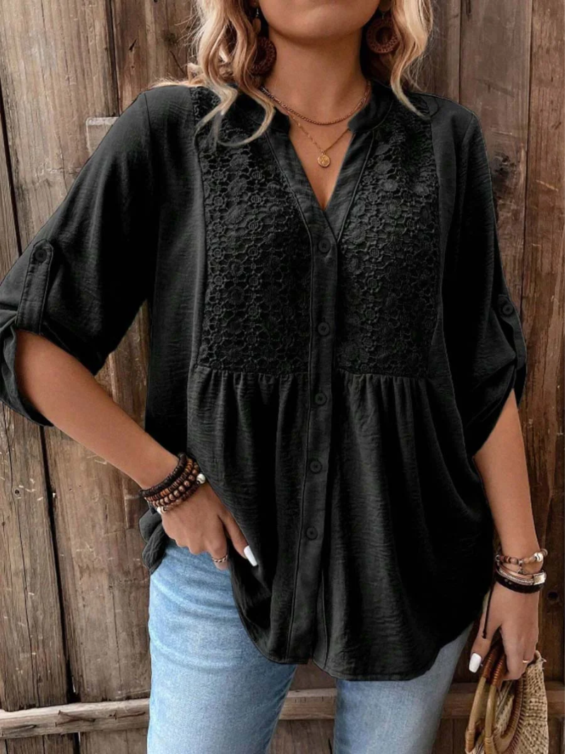Manon – Blouse with V-neck and Buttons