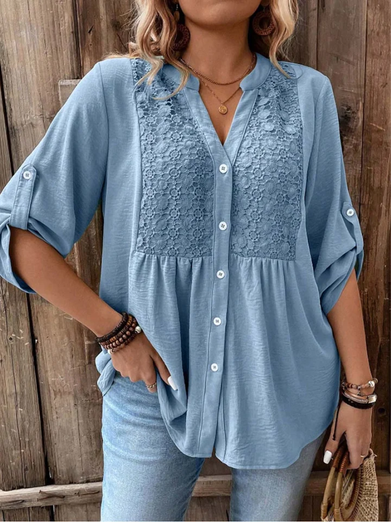 Manon – Blouse with V-neck and Buttons