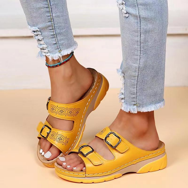 Amelie sandals detail