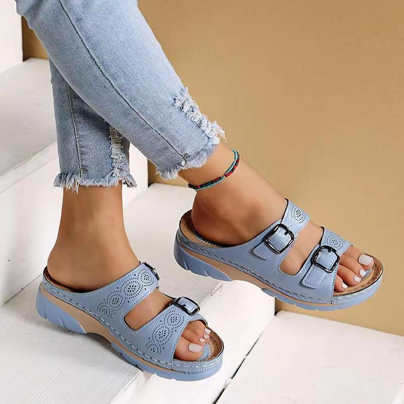 Amelie sandals detail