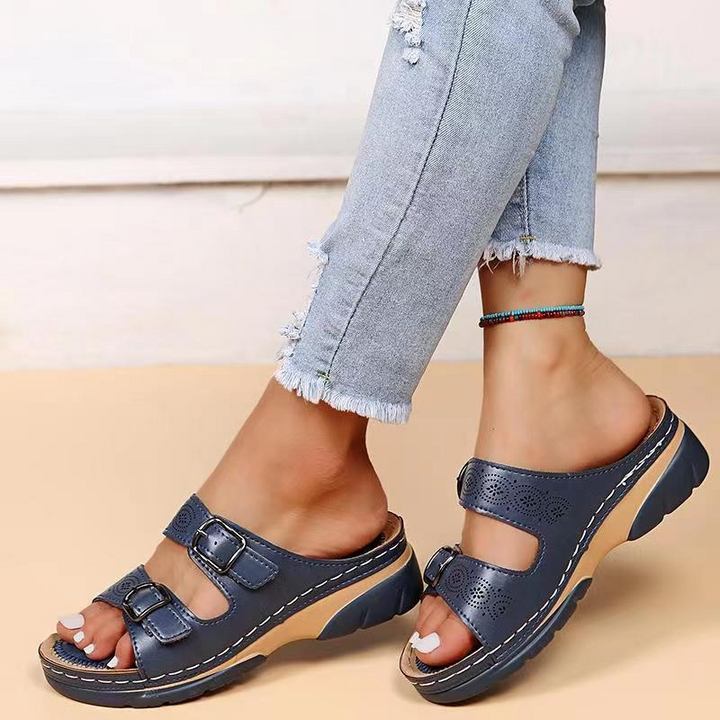 Amelie sandals detail