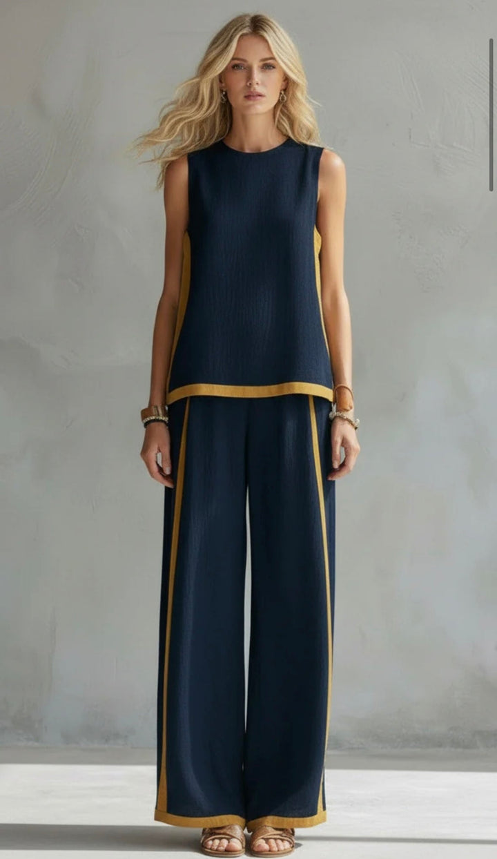 Leila - Elegant 2-Piece Set with Relaxed Fit and Refined Details