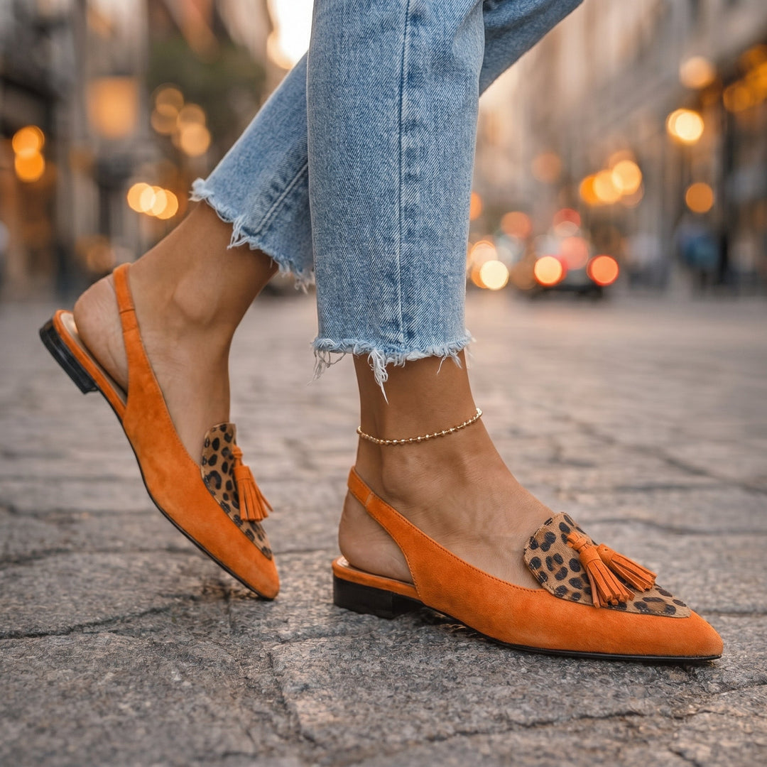 Ellie | Sandals with straps and tassels