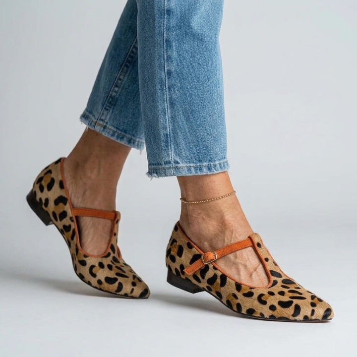 Matilda | Leopard Pointed Shoes with Buckle