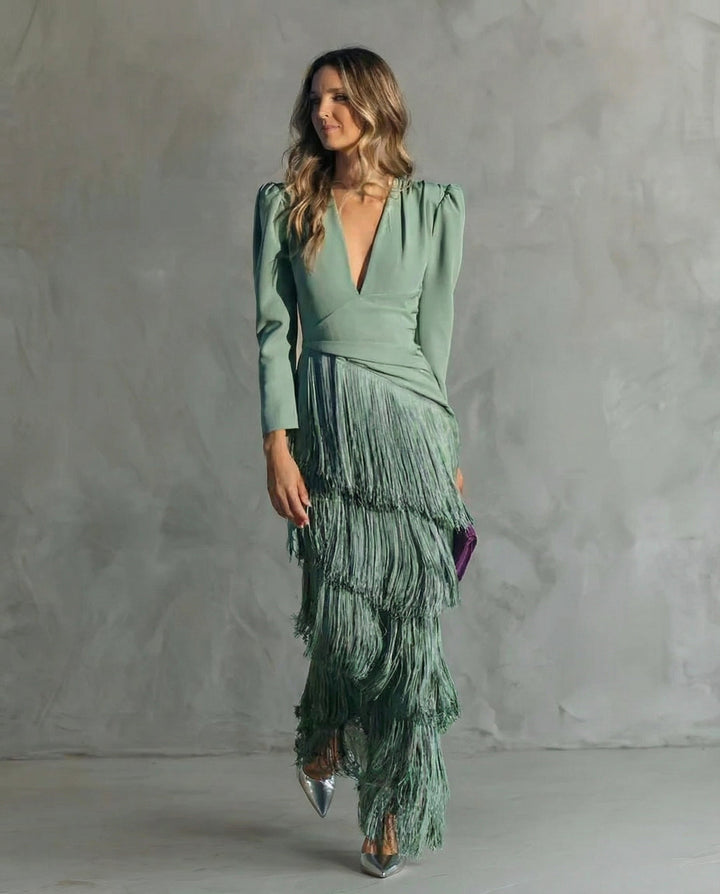Clara - Elegant midi dress with fringe sleeves