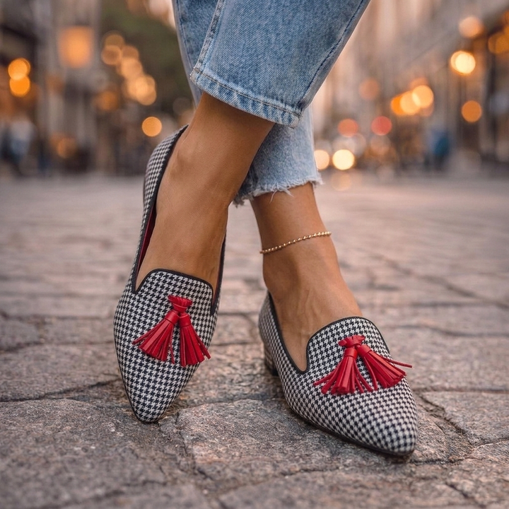 Liviane | Pointed Flats