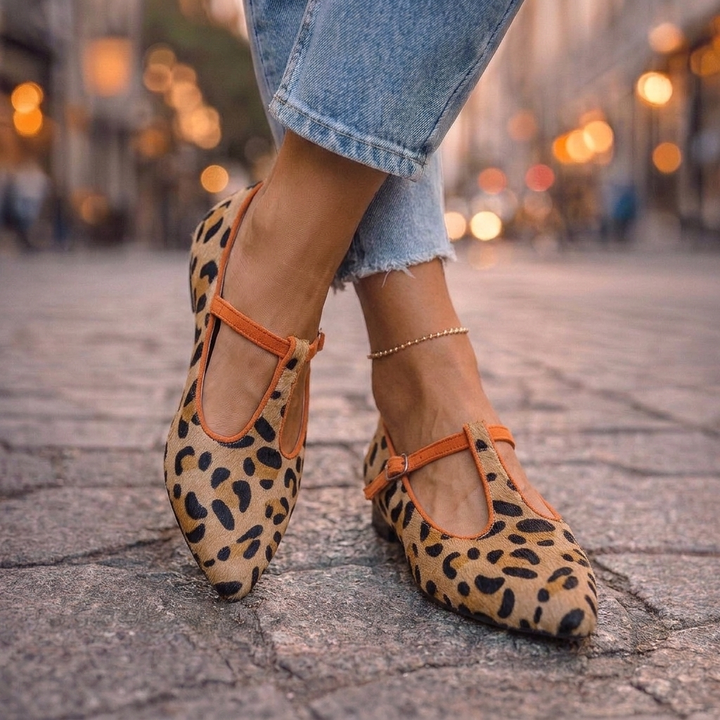 Matilda | Leopard Pointed Shoes with Buckle
