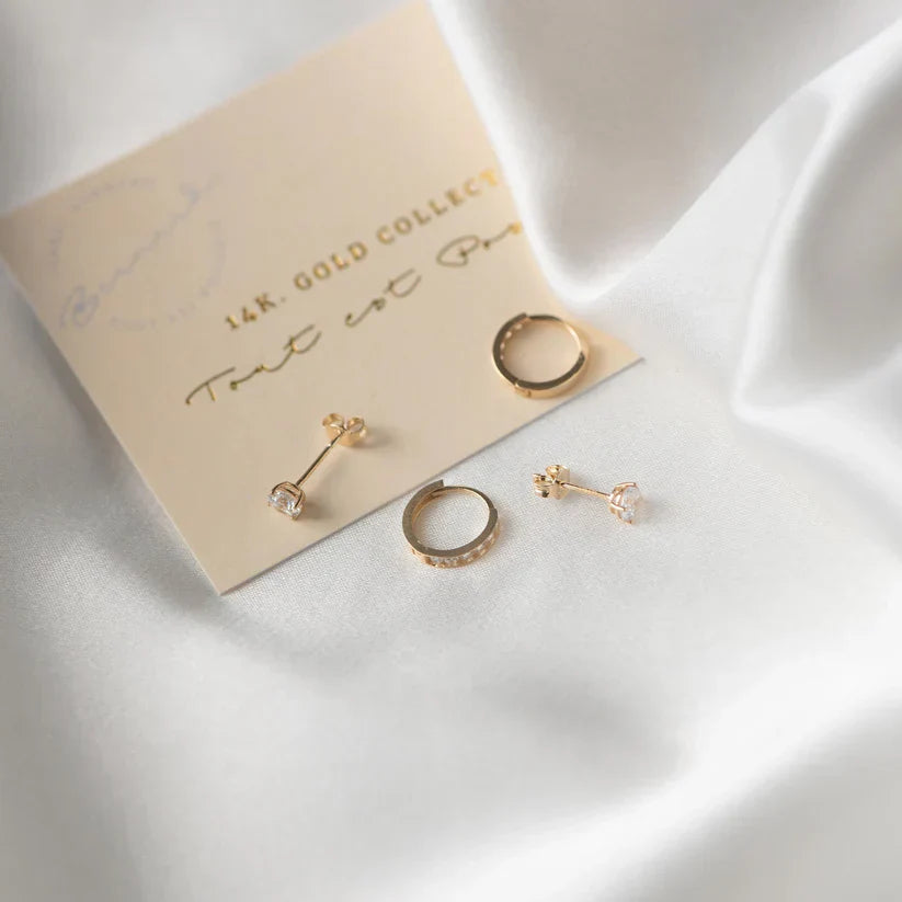Larmes de Lune Stone Stud Earrings