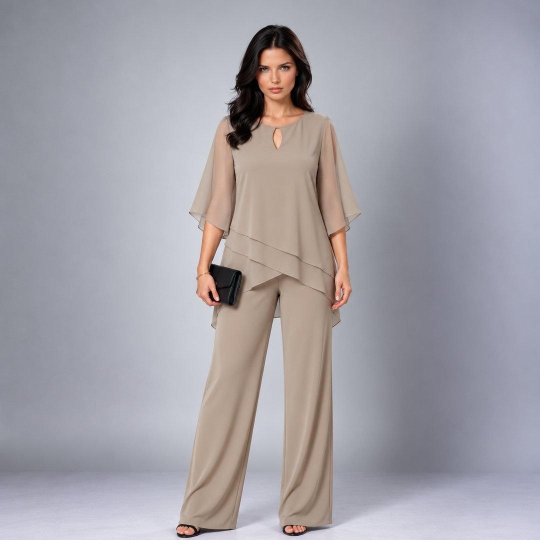 Vivienne in Khaki